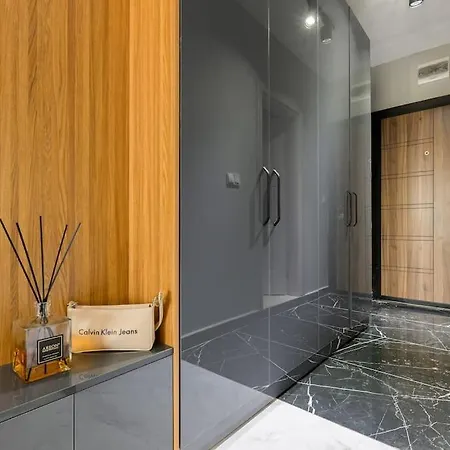 Azur 4 Apartment Shkorpilovtsi